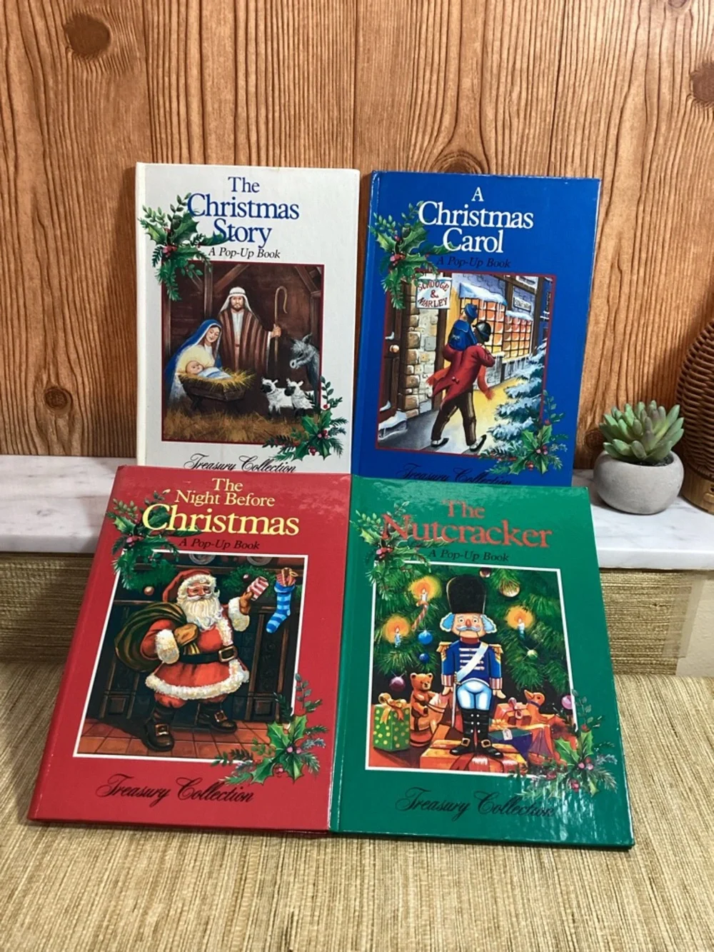 Vintage 1989 Favorite Christmas Classics Treasury Collection 4Pop Up Books